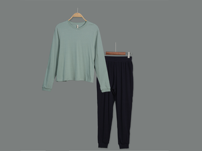 XPM12958 Pajamas Lady