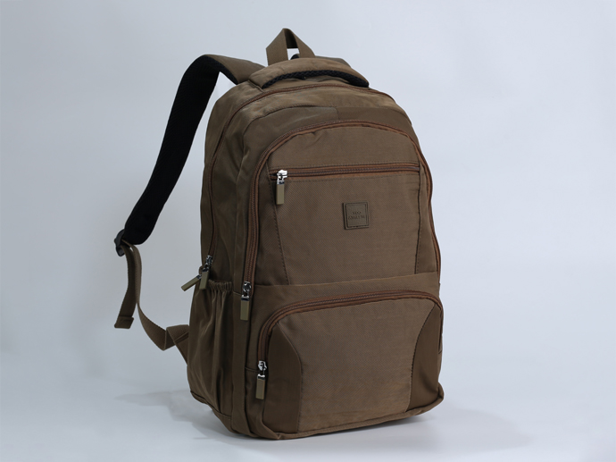 CSB3290 BackPack Man