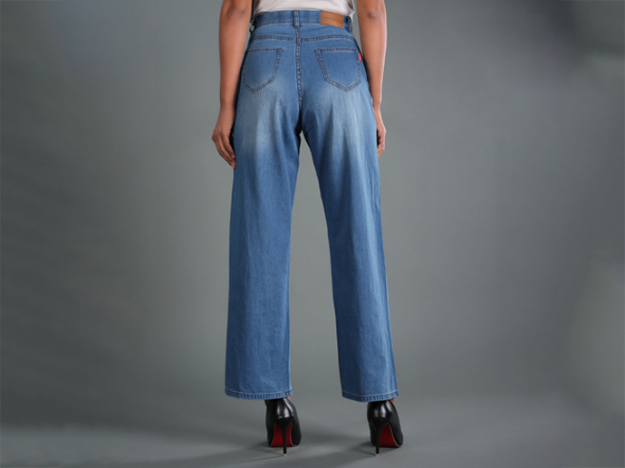 XPJ13418 Straight Cut Jean Lady